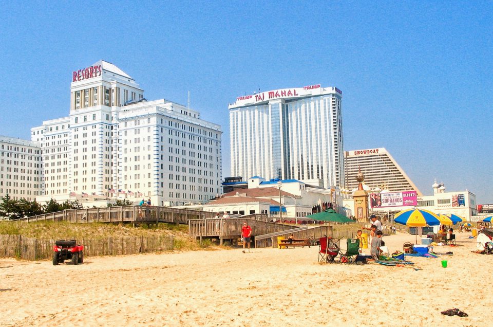 Granie w Texas Hold’em w Atlantic City i czemu kasyno wygrywa?