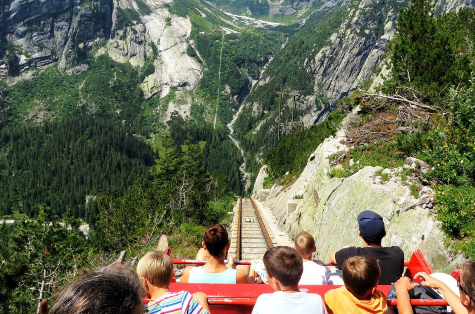 Zjazd Gelmerbahn z odrobiną adrenaliny